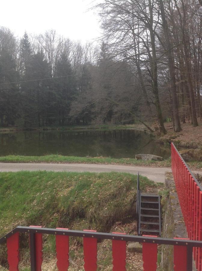 Gite Du Creux De La Goutte Xertigny Kültér fotó